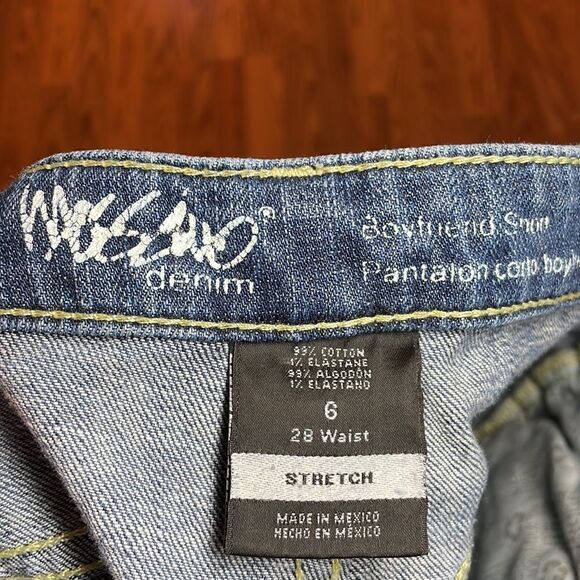 Mossimo Distressed midi Jean shorts, blue denim, 6 - Picture 6 of 7